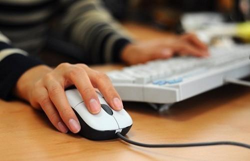 «Ci sposeremo» e le spilla oltre 300mila euro. Il racconto della donna: «Ecco come mi ha raggirata»