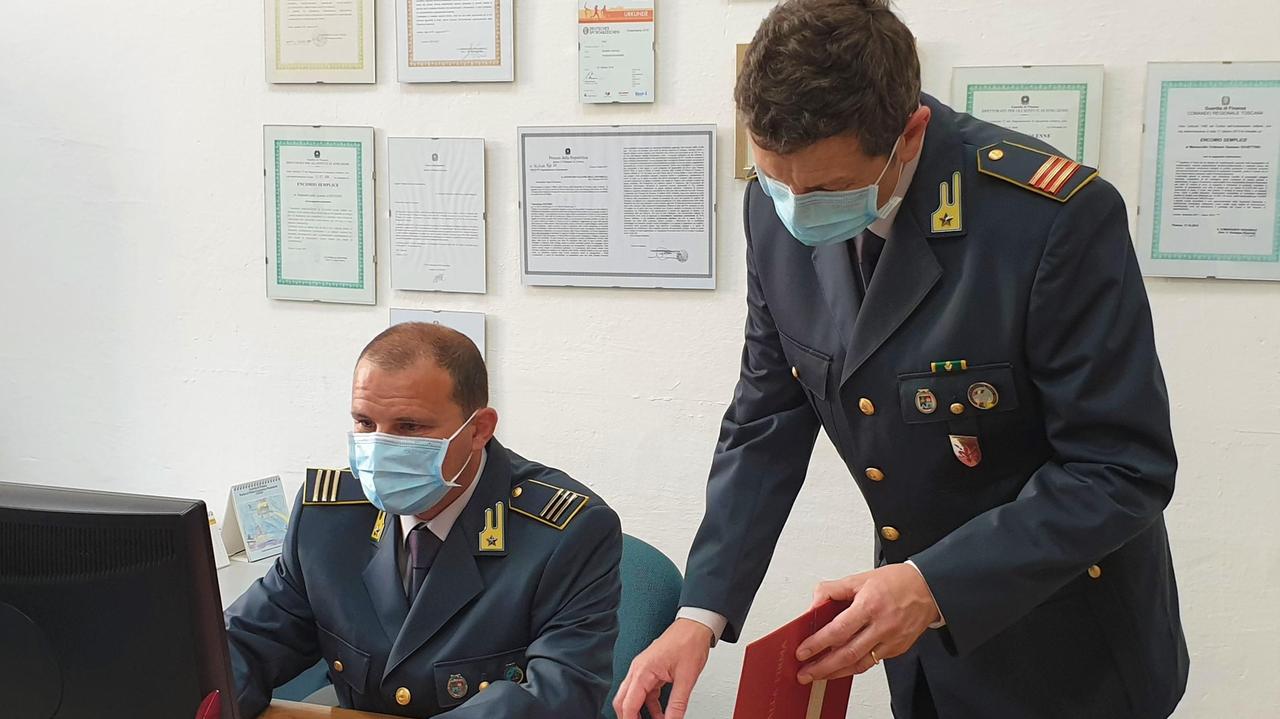 Controlli della guardia di finanza (foto d'archivio)