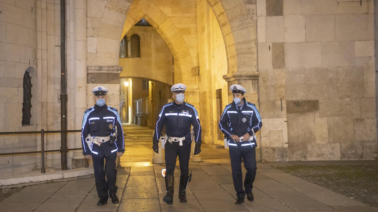 Modena. Spaccia nel cortile di casa: l'Unità cinofila della Polizia locale lo inchioda