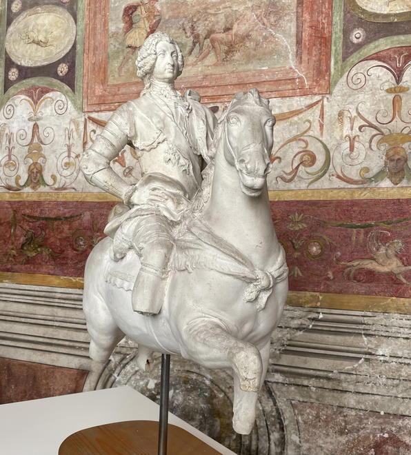 Quattro sedi per una mostra Carrara celebra il “suo” Cybei 