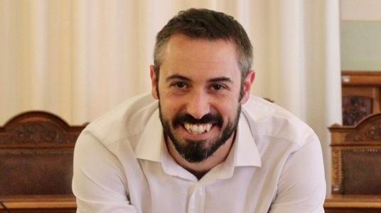 L’ingegnere accetta la sfida E si dice pronto a costruire