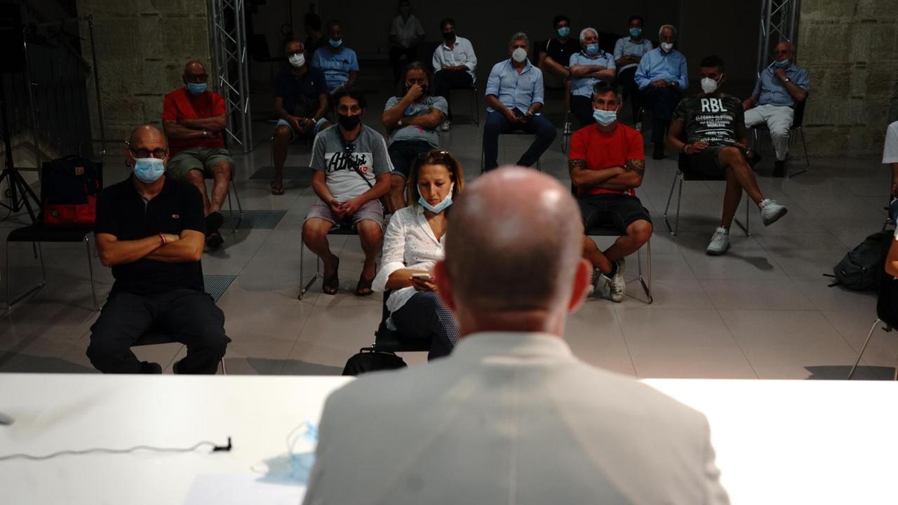 L’incontro al Cisternino di Città tra sindaco, ultras e club