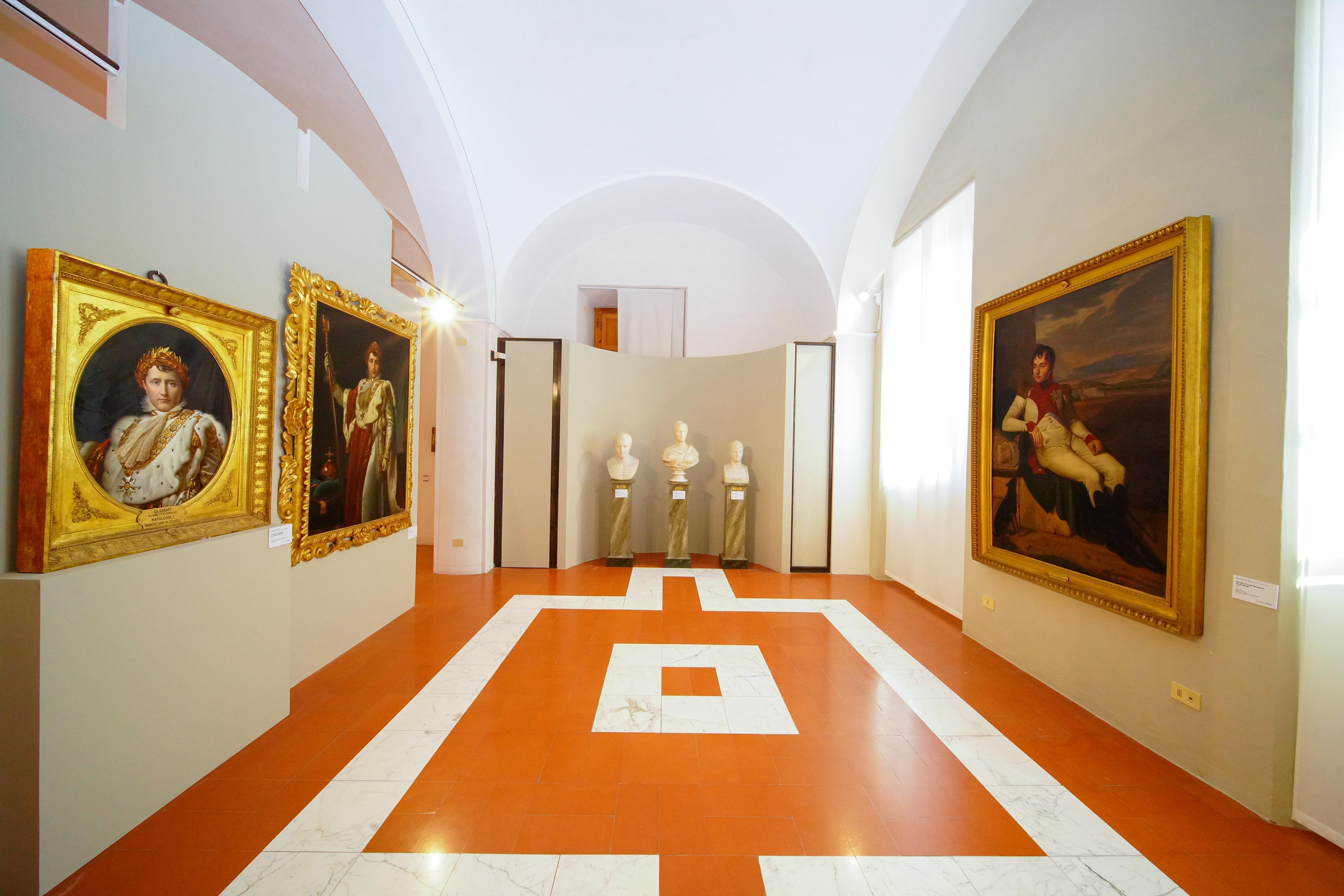 Le sale della pinacoteca Foresiana Portoferraio dove è stata allestita la mostra “Gli Uffizi diffusi”