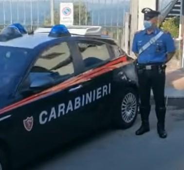 Feriti a coltellate, spunta un terzo uomo È rissa aggravata 