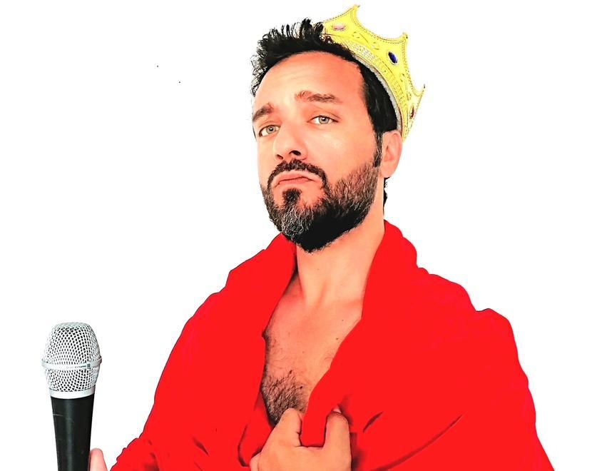 Massimiliano Loizzi ritorna col monologo “Il re nudo” 