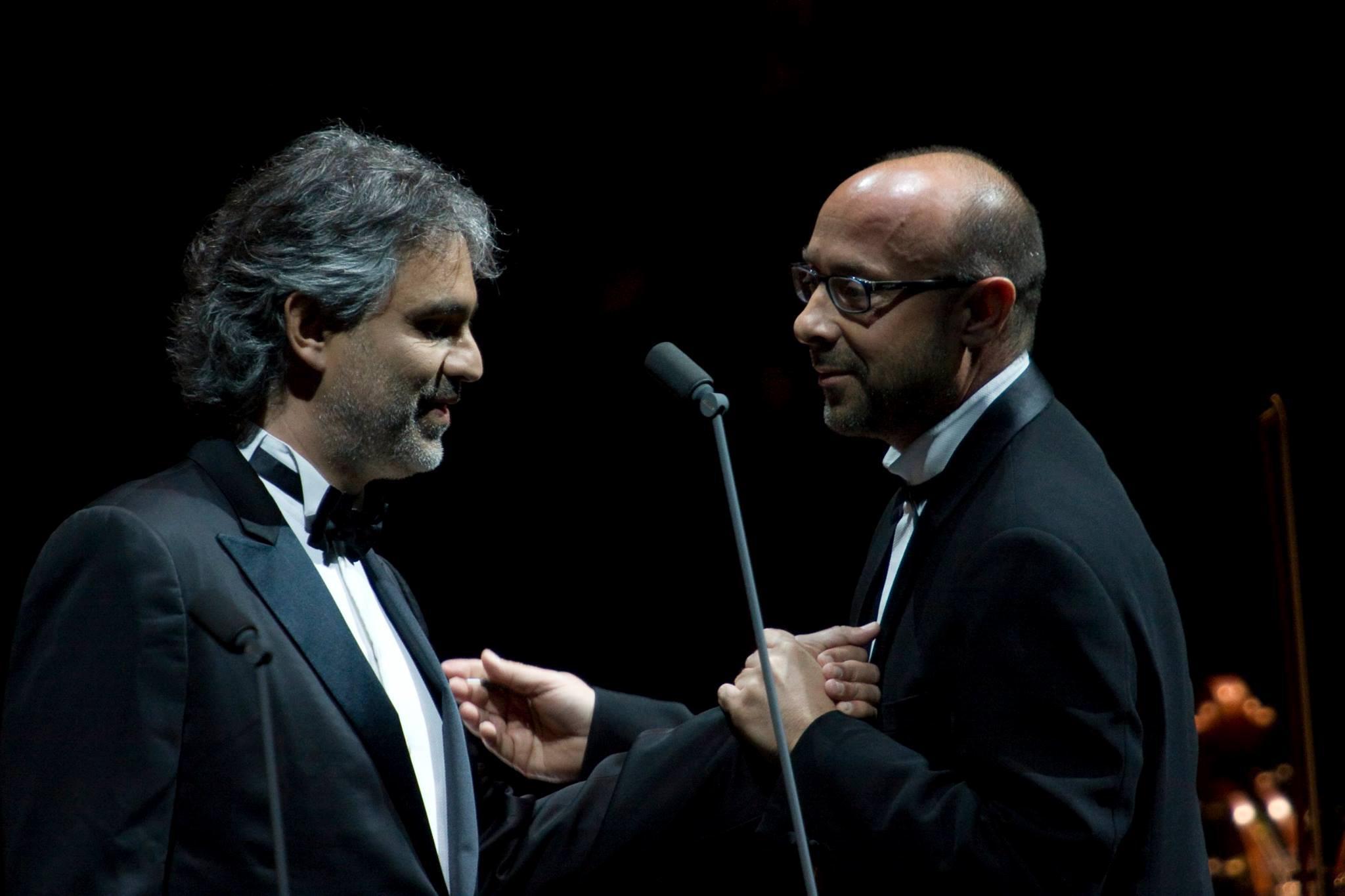 Il maestro Carlo Bernini con il tenore Andrea Bocelli