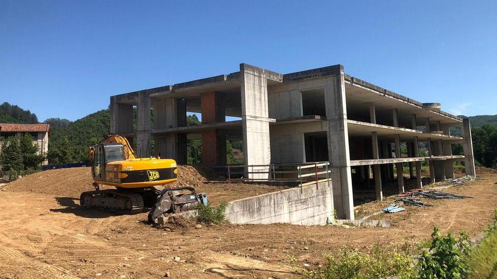 Sarà demolito il fabbricato in località “Alle Monache”, a Castelnuovo. Al suo posto due Rsa