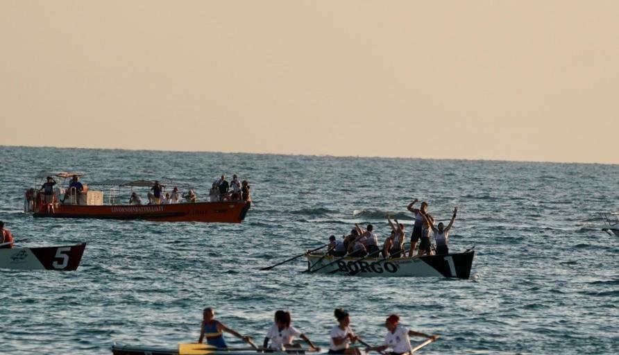 Il Palio marinaro di Livorno è del Borgo cappuccini