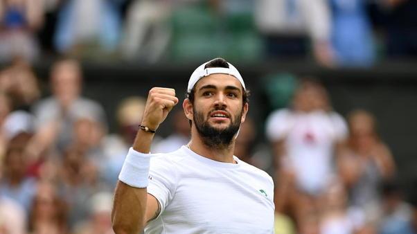 Berrettini primo finalista italiano a Wimbledon Potenza e gran tennis, Hurkacz è annientato