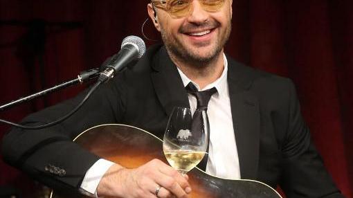 «Così vi racconto la mia America» Tuffo nel bluegrass con Bastianich