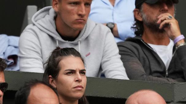 Berrettini primo finalista italiano a Wimbledon Potenza e gran tennis, Hurkacz è annientato