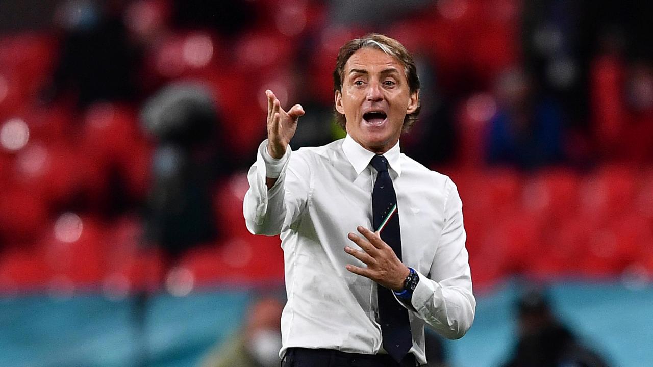 Italia-Inghilterra: diamo scacco alla regina. Mancini conferma tutti e sogna: «Vorrei una notte come nell’82»