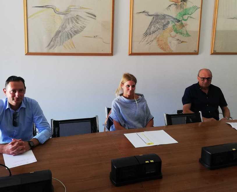 Da sinistra Luca Cimino, Sarah Ascaletti e Riccardo Pollina