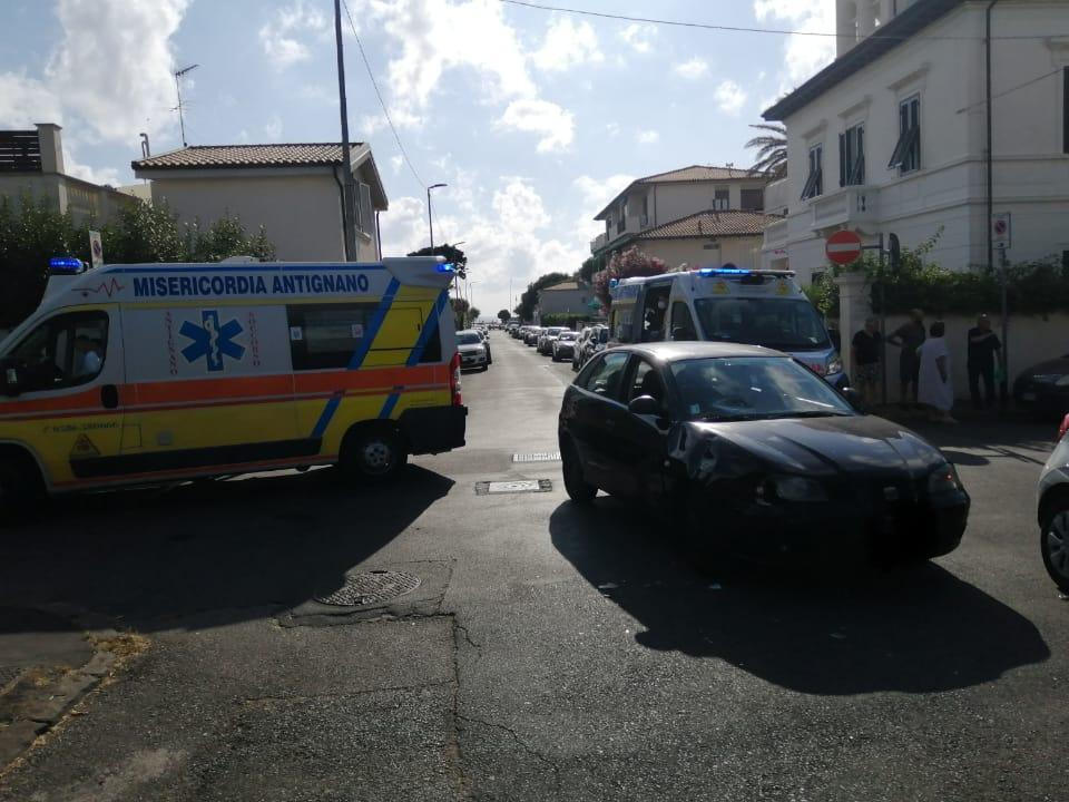 I soccorsi della Misericordia di Antignano in via Angioletti