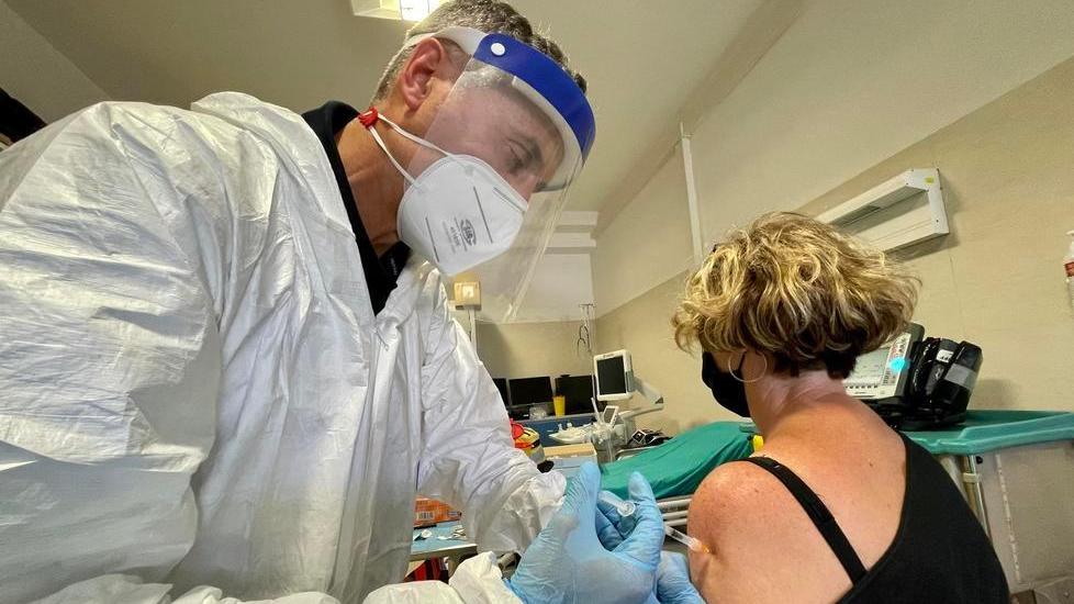 Round di vaccinazioni a Campo e Portoferraio