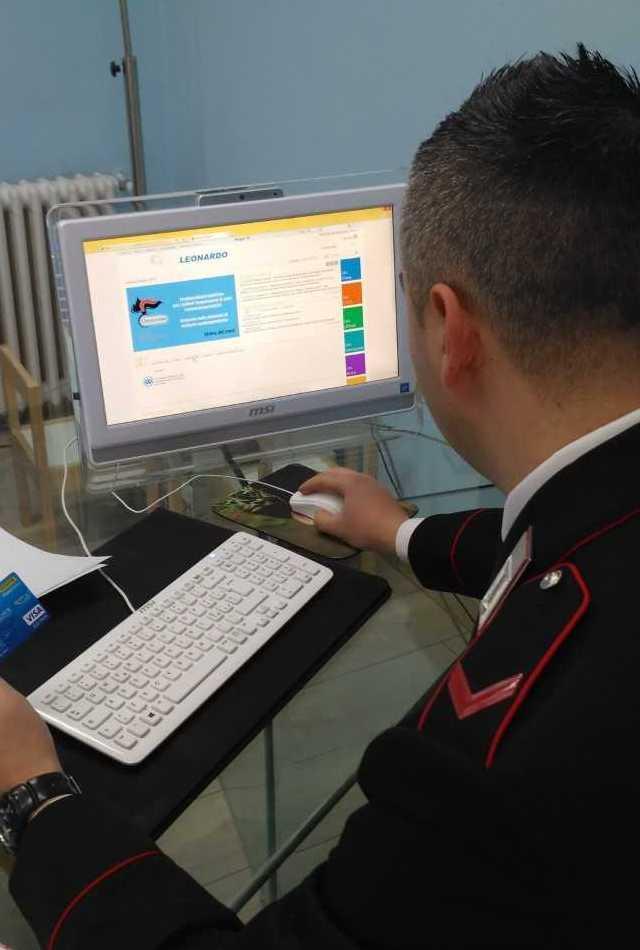 I carabinieri denunciano tre persone per truffa