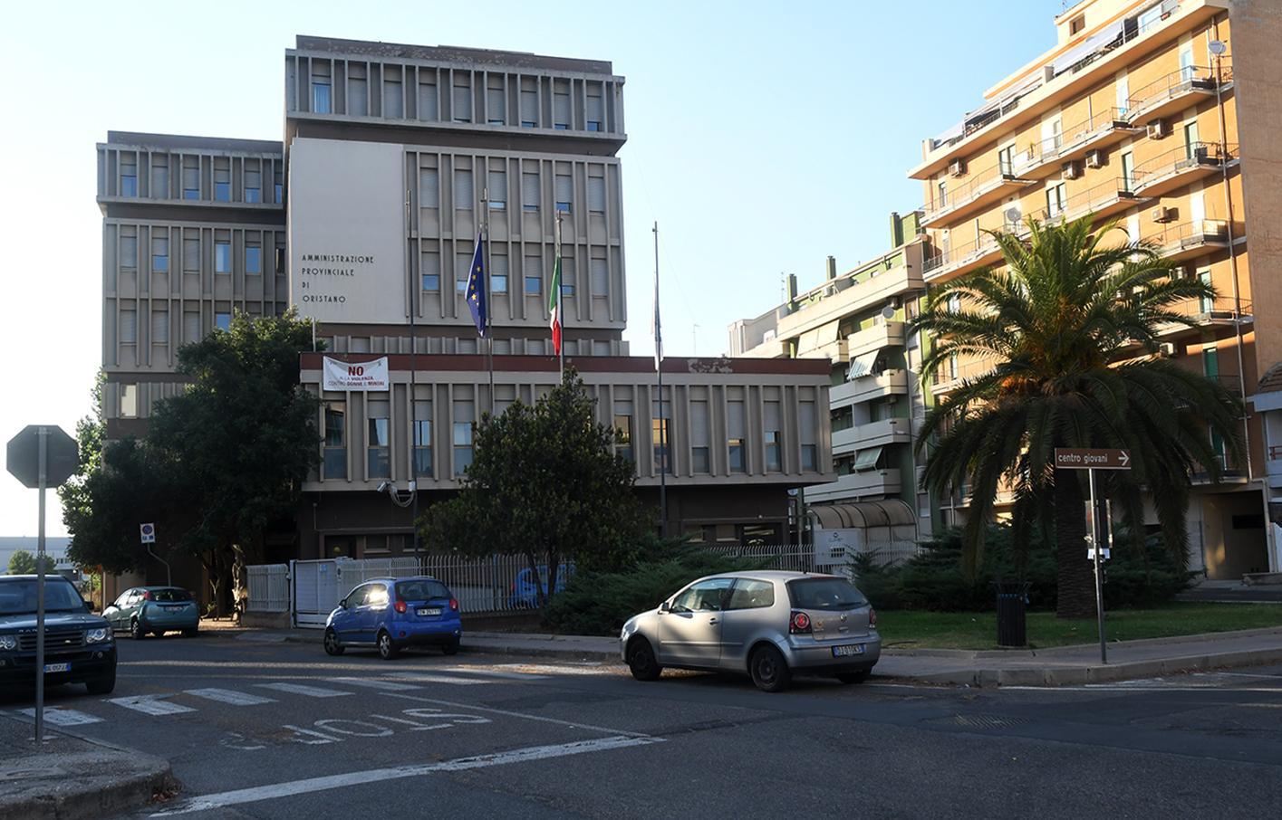 La Provincia batte 39 dipendenti 