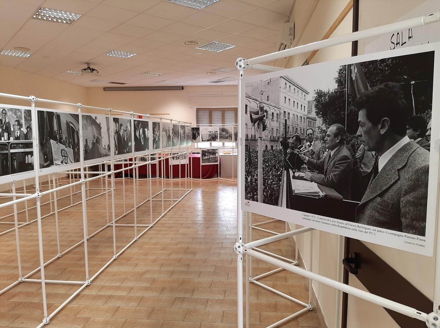 Una storia lunga un secolo, l’isola e il Pci in 130 foto