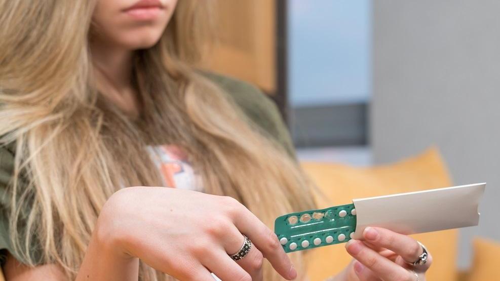 Minorenne costretta ad abortire: l’imputato è latitante all’estero