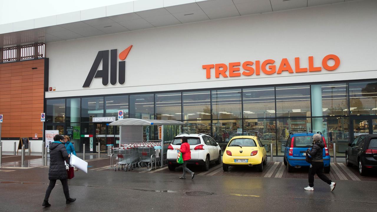 Tresigallo, ruba cosmetici all'Aliper: denunciato un uomo