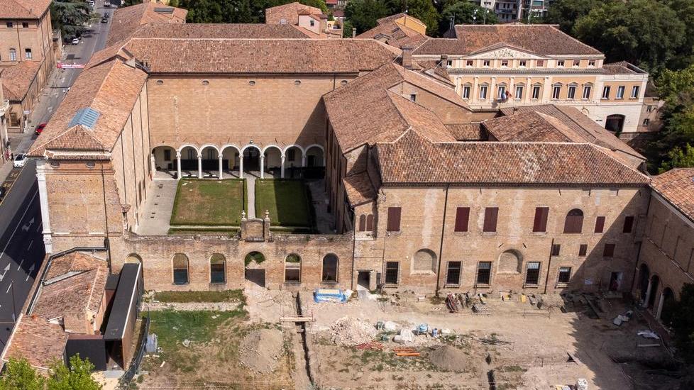Palazzo Diamanti, corsa contro il tempo a Ferrara. Il restauro deve finire entro agosto 2022