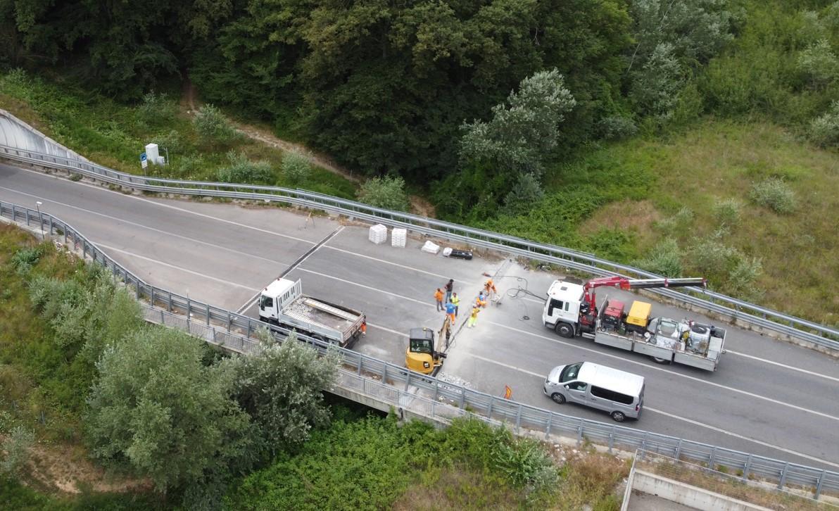 Macchinari bloccati in Autosole, slitta l'apertura