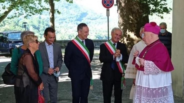 Prelati, autorità, militari e fedeli alla festa della santa patrona