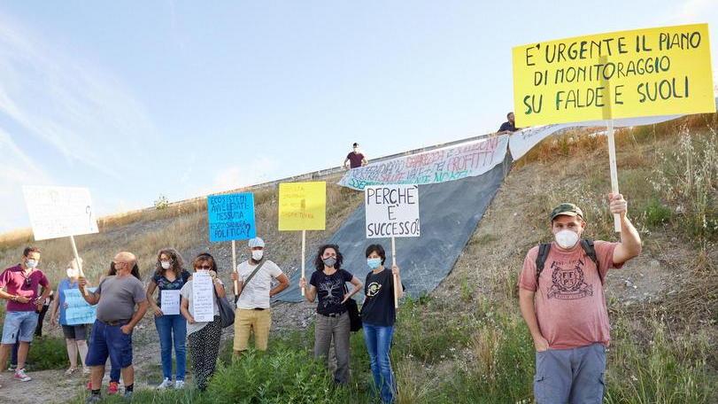 Di nuovo in piazza per lo scandalo concerie