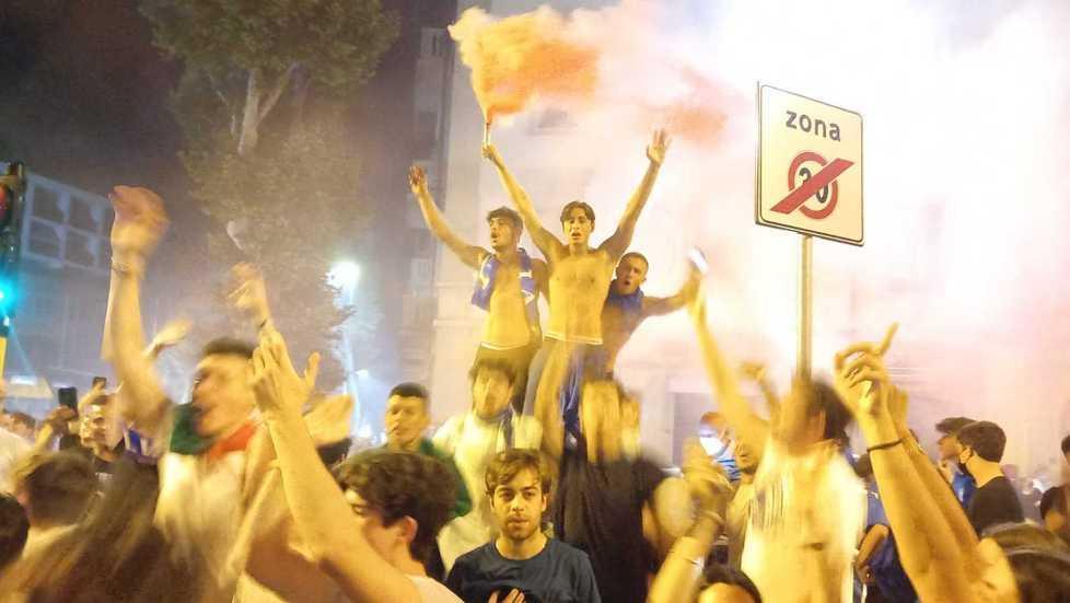 Città in festa per la vittoria di Wembley 