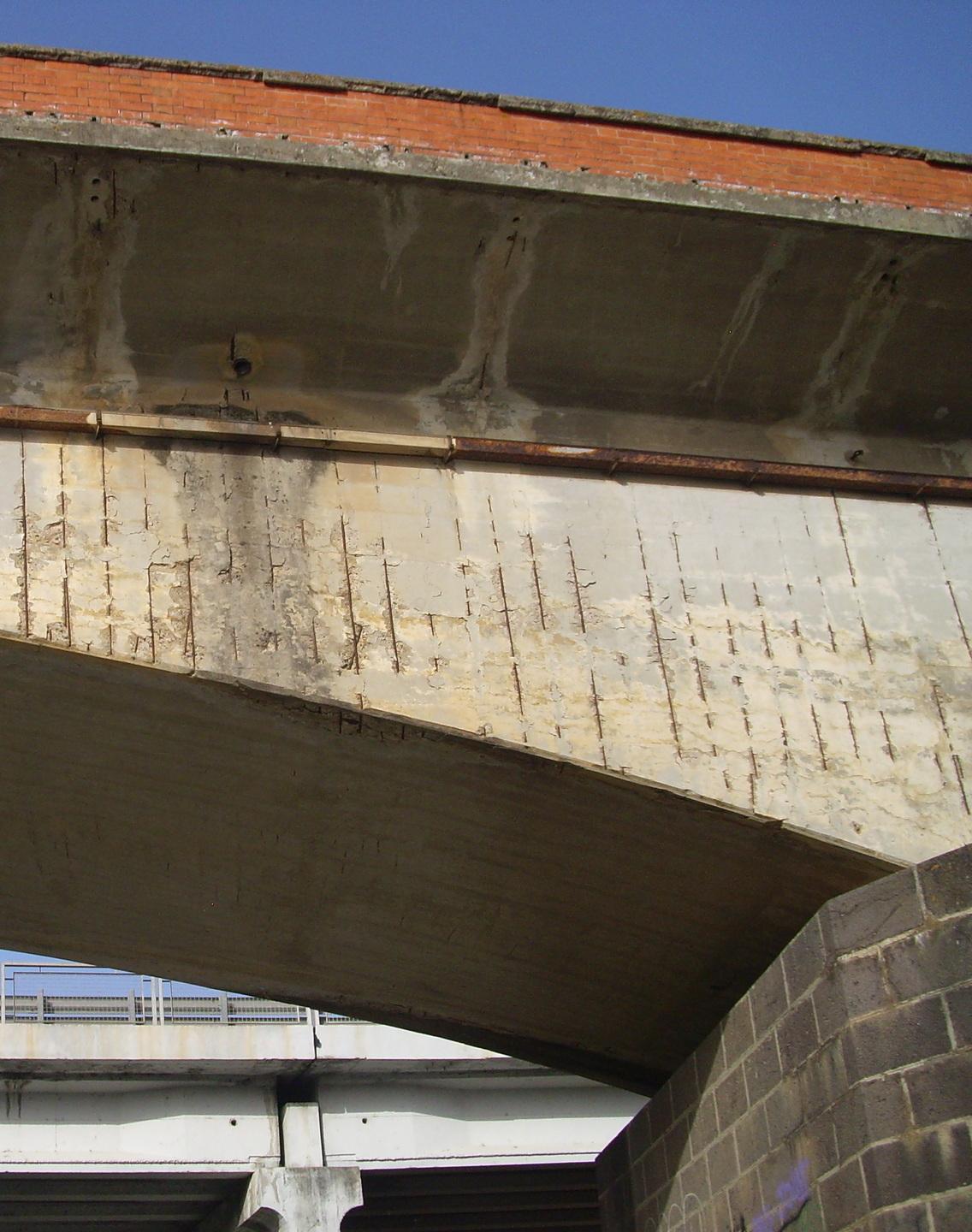 Il vecchio ponte sul Tirso è da riparare 