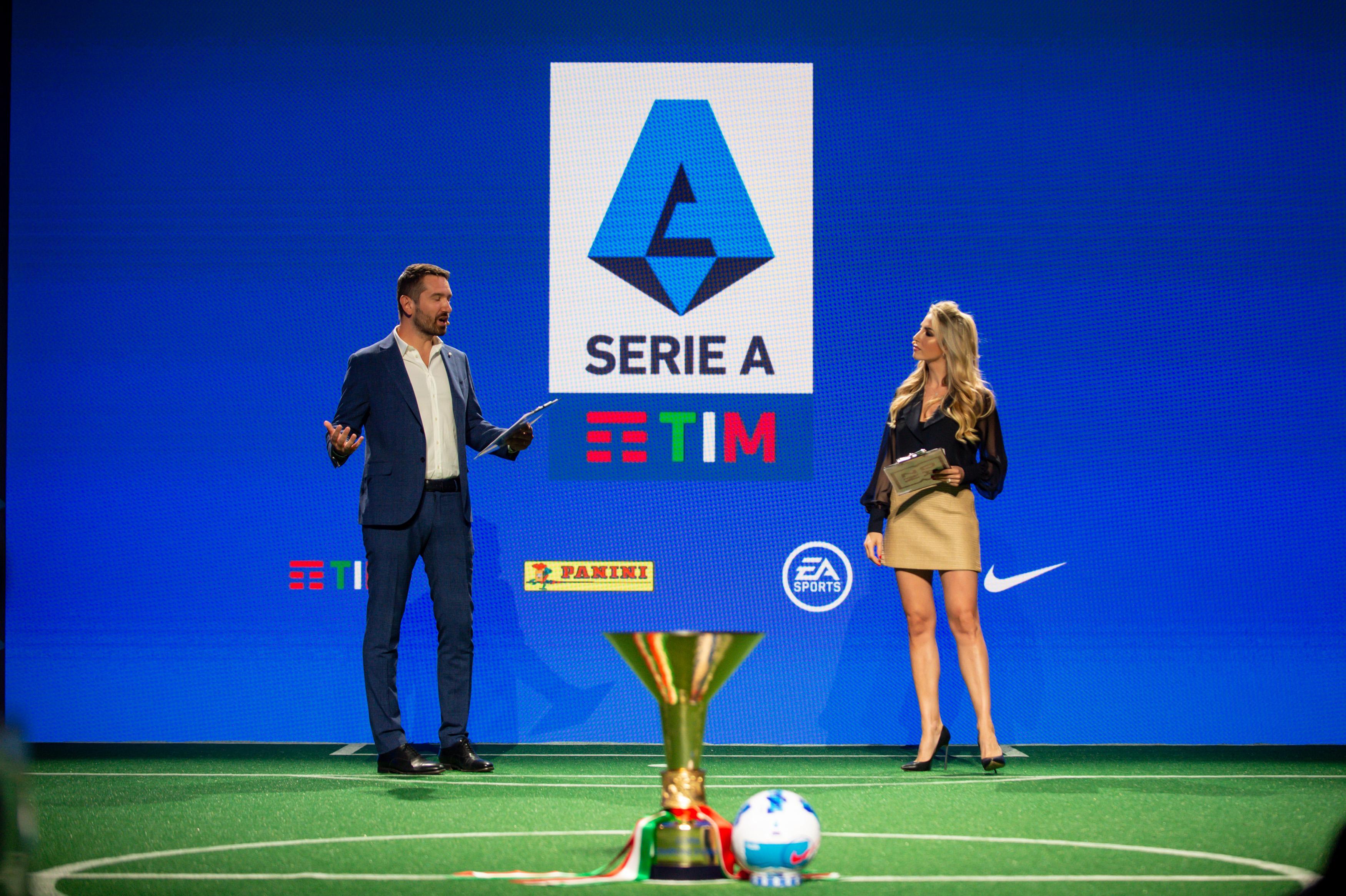 Serie A / Ecco il calendario "rivoluzionario". Il Sassuolo debutta contro Di Francesco 