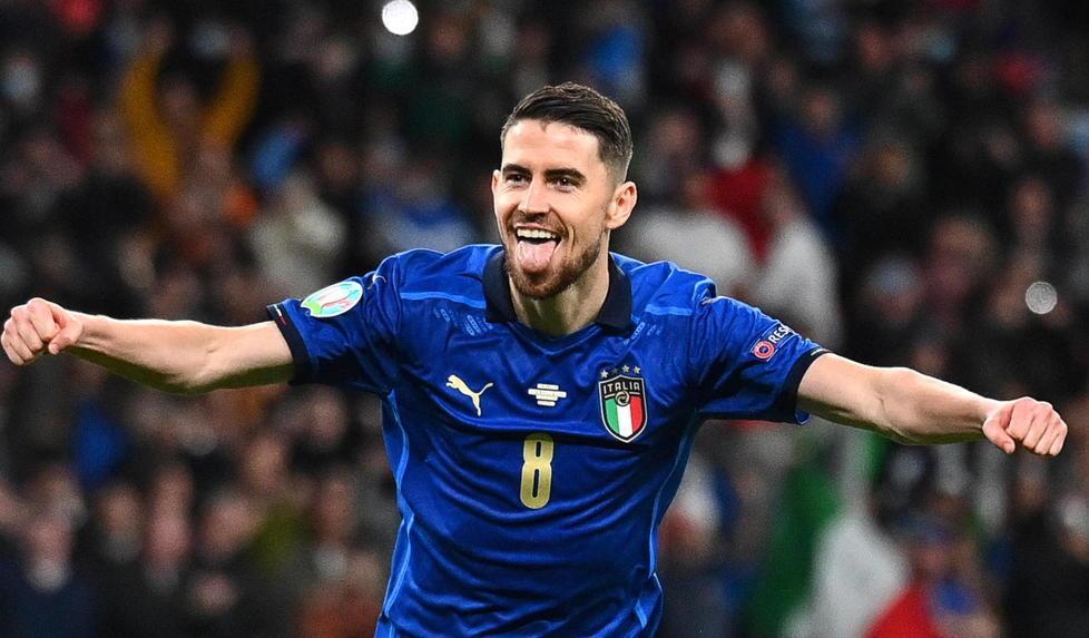 Jorginho e la pazza idea di un Pallone d’oro «Viviamo di sogni...»