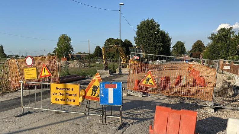 La ciclabile dei sospiri Il cantiere terminerà solo nel mese di agosto