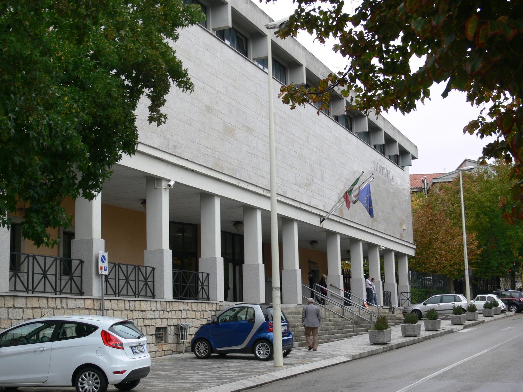 Stalking, si apre a Tempio il processo all'ex attaccante del Cagliari Ragatzu