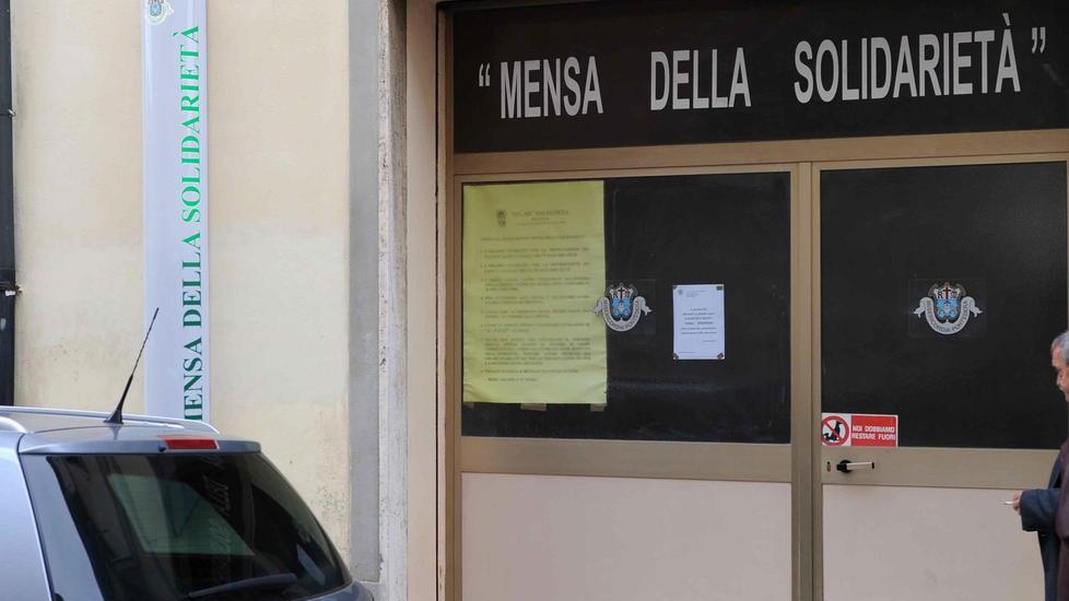 La mensa della Misericordia vicino al duomo a Pontedera (foto franco silvi)