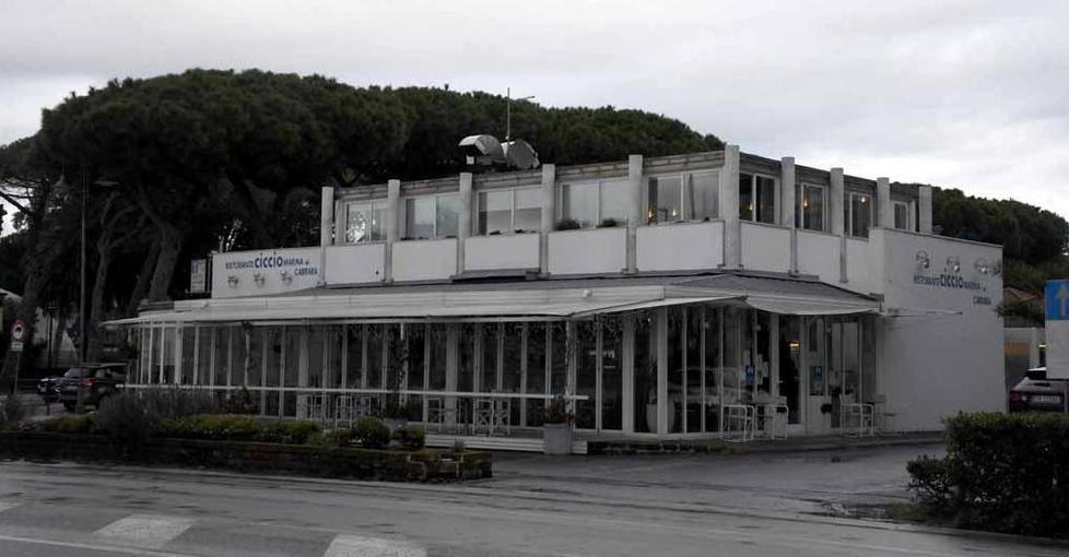 Ruba champagne da Ciccio: la polizia lo trova in 24 ore 