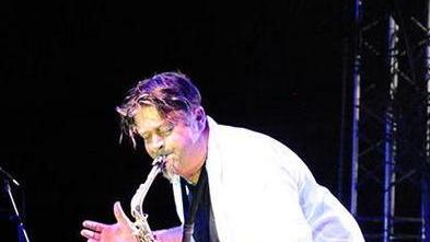 Il Pasquini dà spettacolo con note, musica e colori per l’edizione numero 14 del Galà Perla del Tirreno