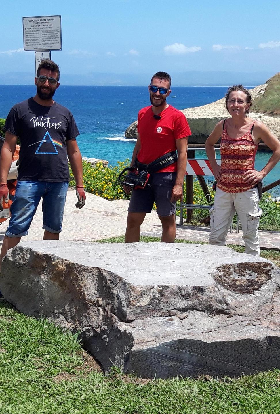 Musica e granito, scultura per Andrea Parodi 