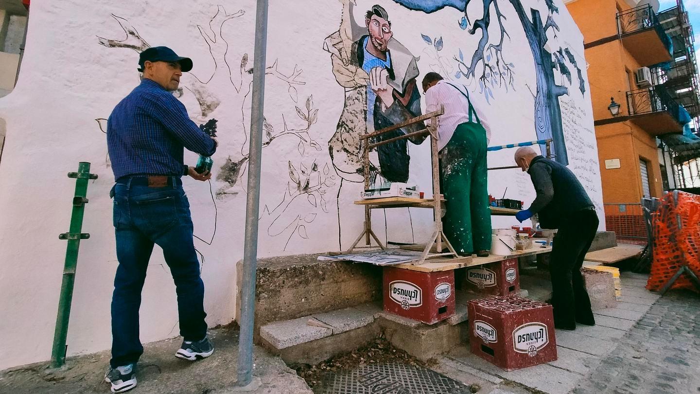 Il MacLula prende piede dal murale icona del paese 