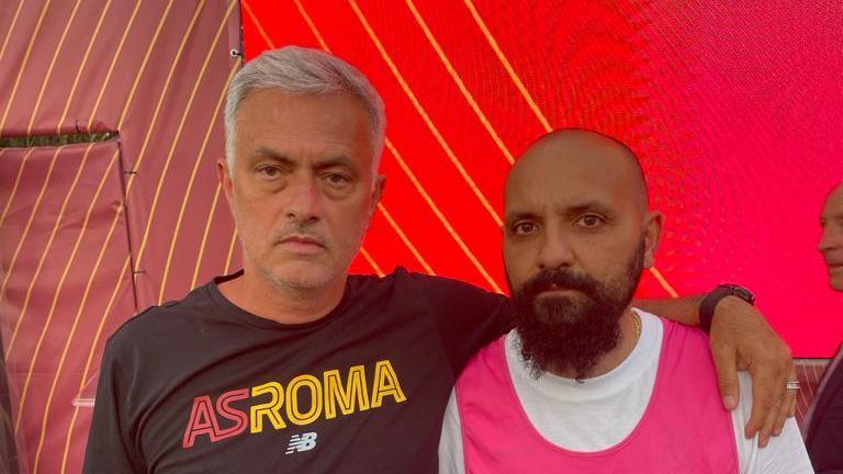 Josè Mourinho con il tecnico del Montecatini Ciro Mucedola