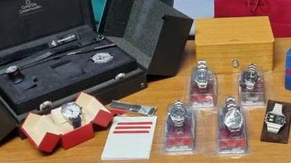 Contrabbando dalla Svizzera, sequestrati orologi