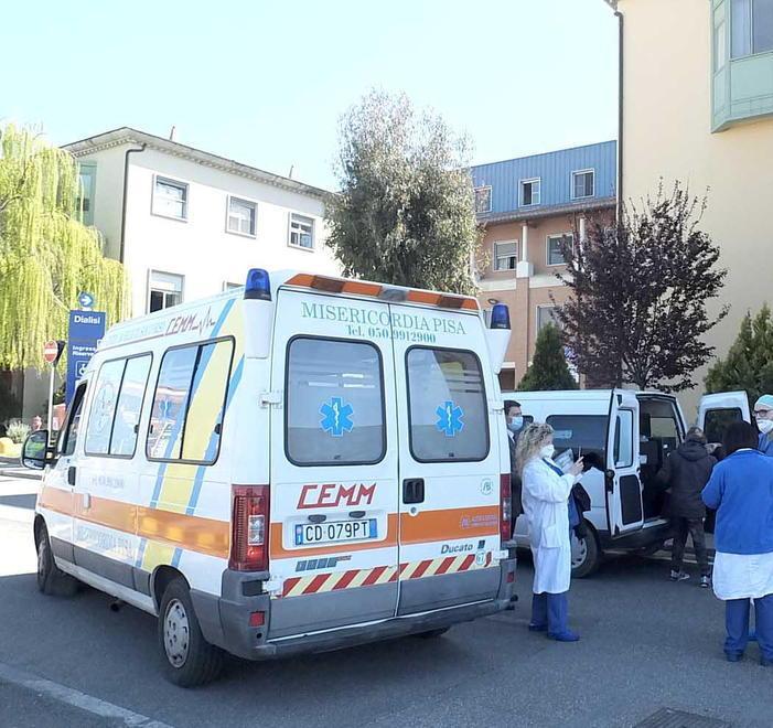 Muore in serata all’ospedale pedone investito alla rotatoria