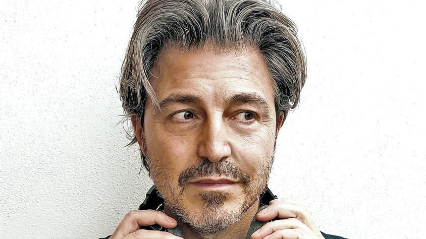 Il dj Santucci al teatro Verdi tra birre e musica