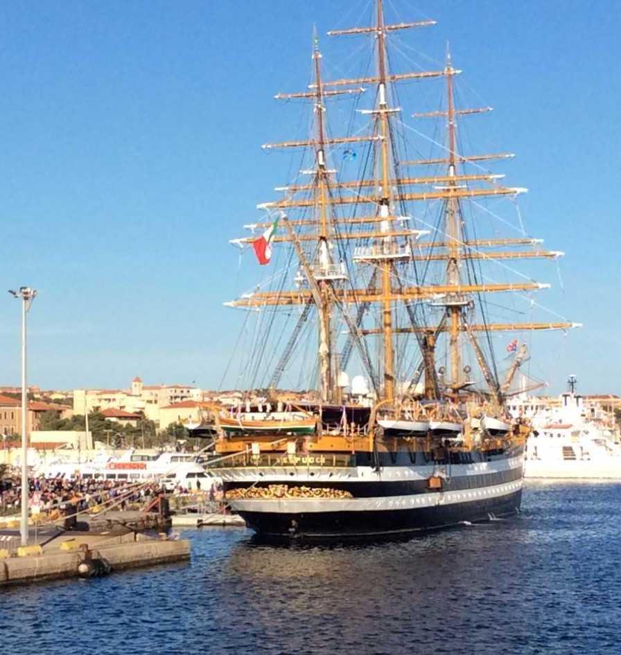 L’Amerigo Vespucci oggi e domani alla Maddalena 