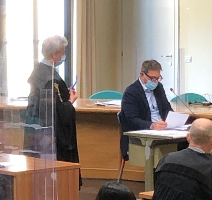 «Tetto troppo pesante ma nessuno ce lo ha mai detto»