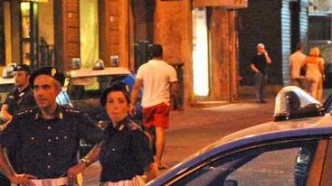 Controlli della polizia nel centro della città