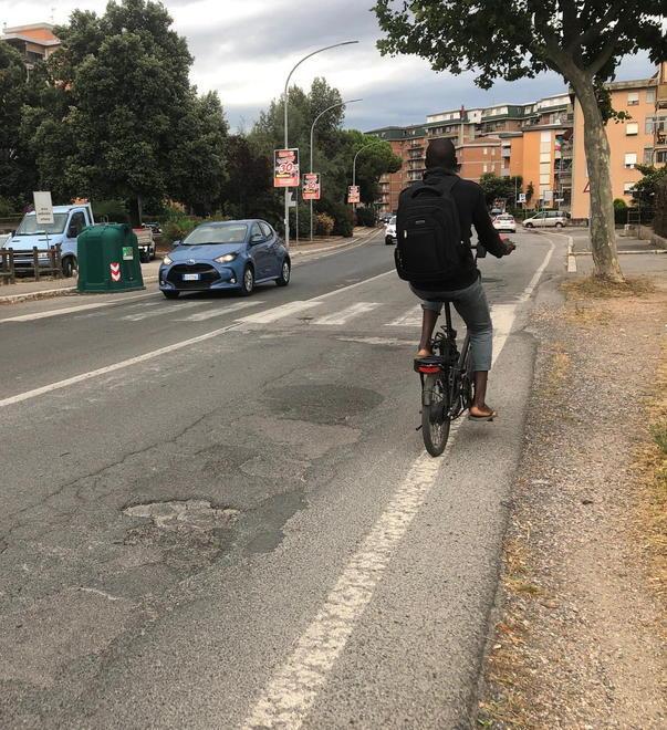 Le strade si rifanno il look Il Comune investe 400mila euro