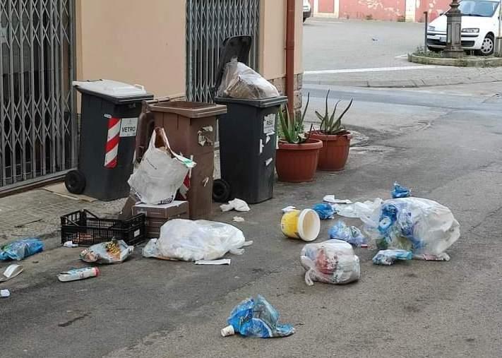 Raccolta rifiuti, critiche anche dal Pd 