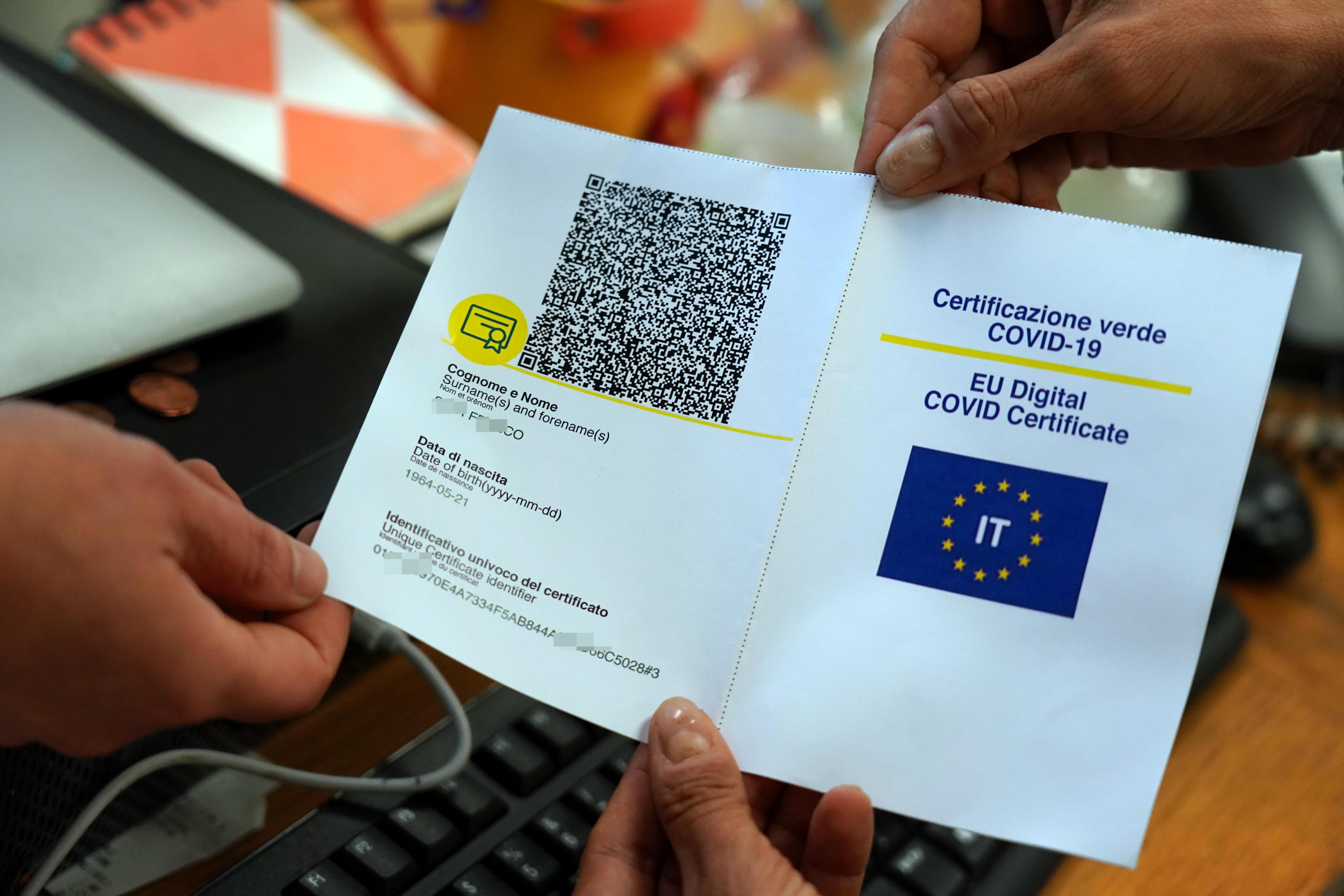 Centomila livornesi senza green pass