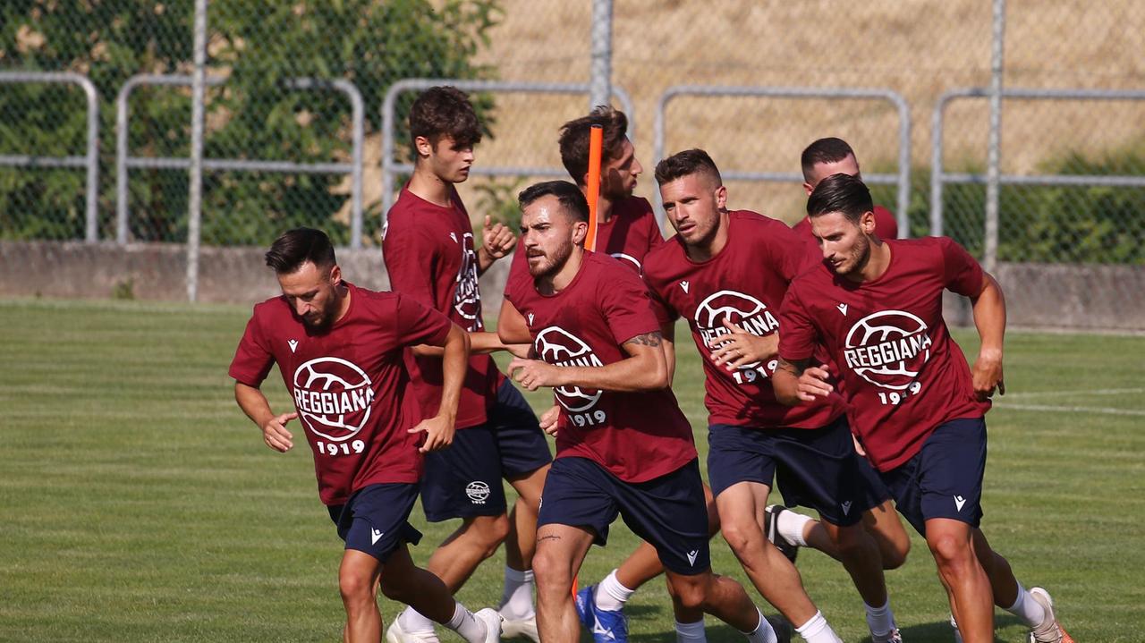 Reggiana, allenamenti e amichevoli aperti ai tifosi ma con il "green pass"
